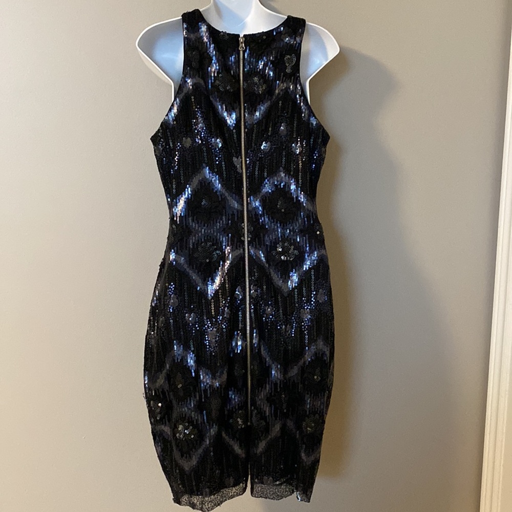 Black sequin dress - Picture 3 of 4